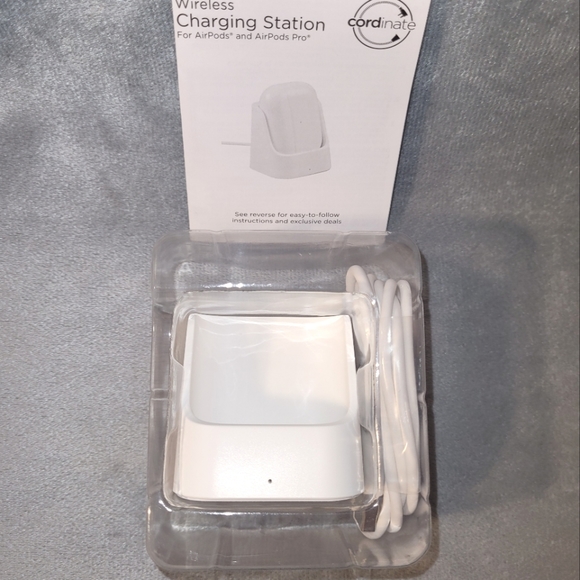 🔴BUNDLE 5/$20🔴Wireless Charging Stand for Airpods & Airpods Pro. - Picture 11 of 16
